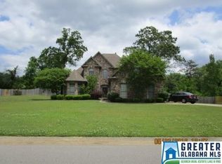 562 Overlook Rd, Fultondale, AL 35068