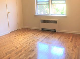 139 Tibbetts Rd, Yonkers, NY 10705