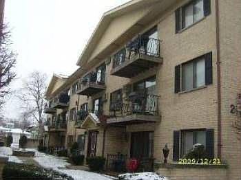 1st image of 2139 N Harlem Ave Rear 322
