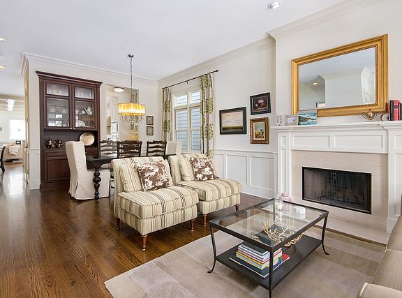 2nd image of 4130 N Paulina St