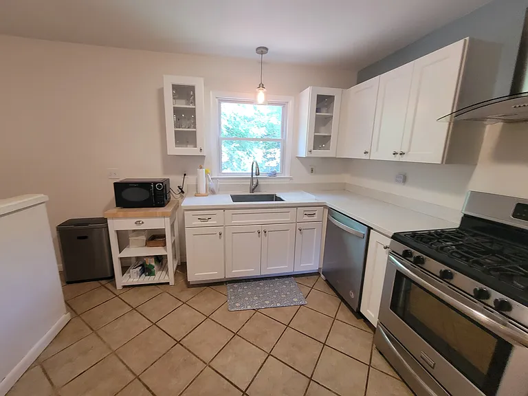 25 Crescent Dr — Photo 8