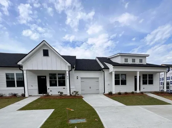 615 Quartz Ln, Graniteville, SC 29829