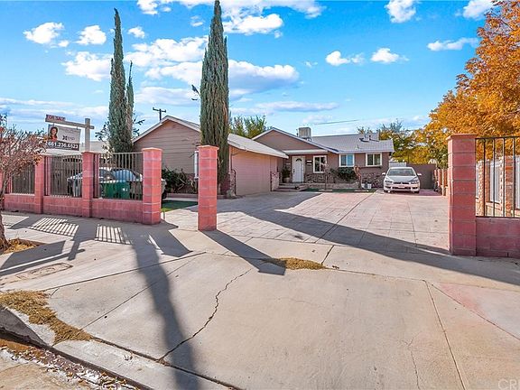 2nd image of 45445 Leatherwood Ave