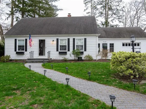 48 Leroy Ave, Warwick, RI 02889