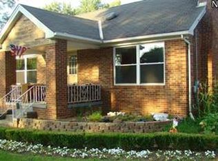 7645 Richmond Rd, Glenwillow, OH 44139
