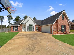 248 Kas Rd, Leesville, LA 71446