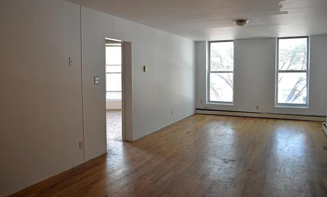 Rented by Worth Property Group | media 19