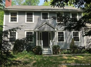 17 Rockaway Rd, Falmouth, ME 04105