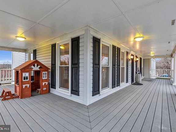 Imagine summer nights spent out here relaxing