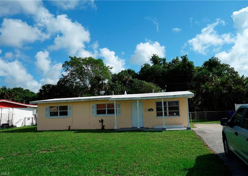 1st image of 754 Camellia Dr