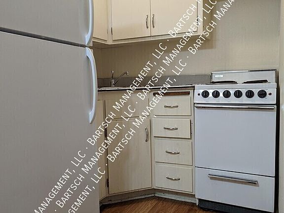 2nd image of 3240 S 49th St #8