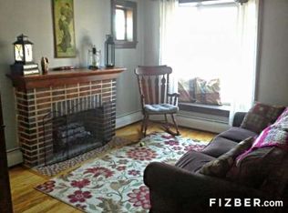 9449 243rd St, Floral Park, NY 11001