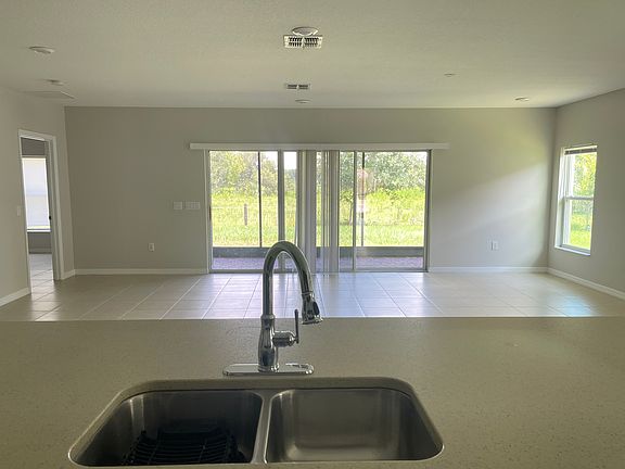4th image of 3817 Carrick Bend Dr