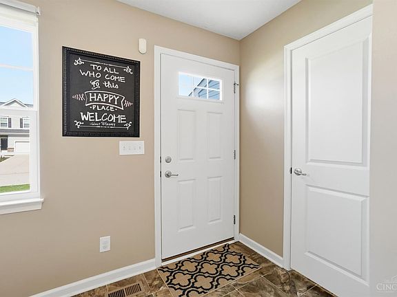 5th image of 5254 River Ridge Dr