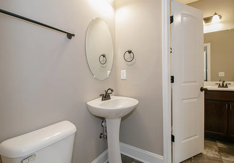 180 Dundee Dr — Photo 14
