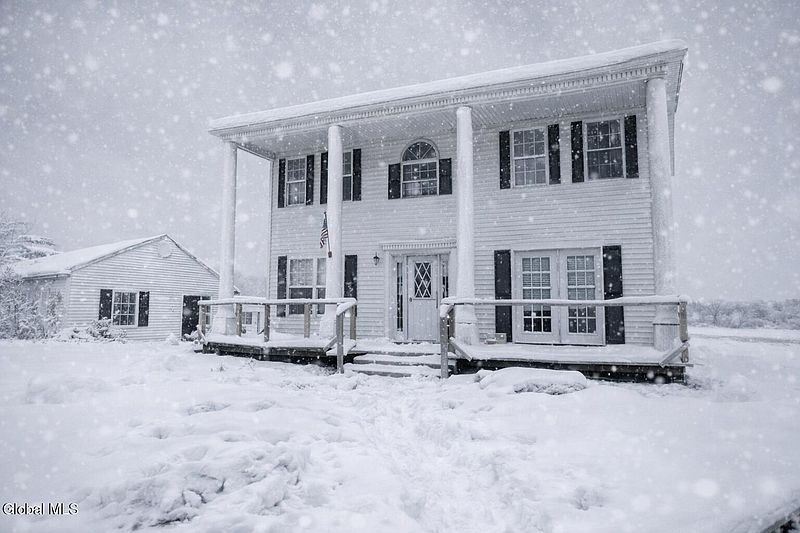 2nd image of 1296 State Highway 162