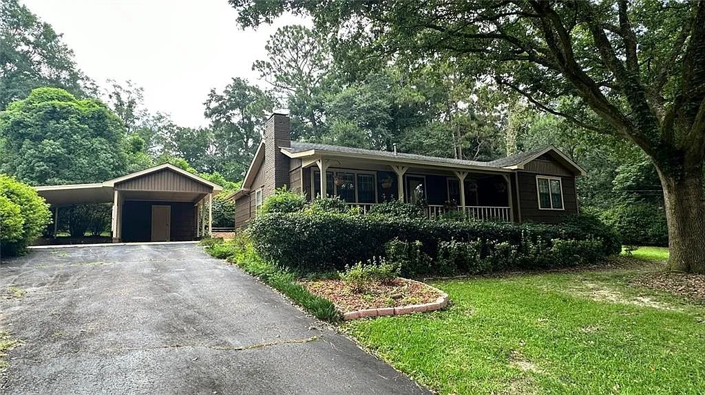 3 bed, 1.5 bath, 1446 sqft, $1,600 — Photo 3
