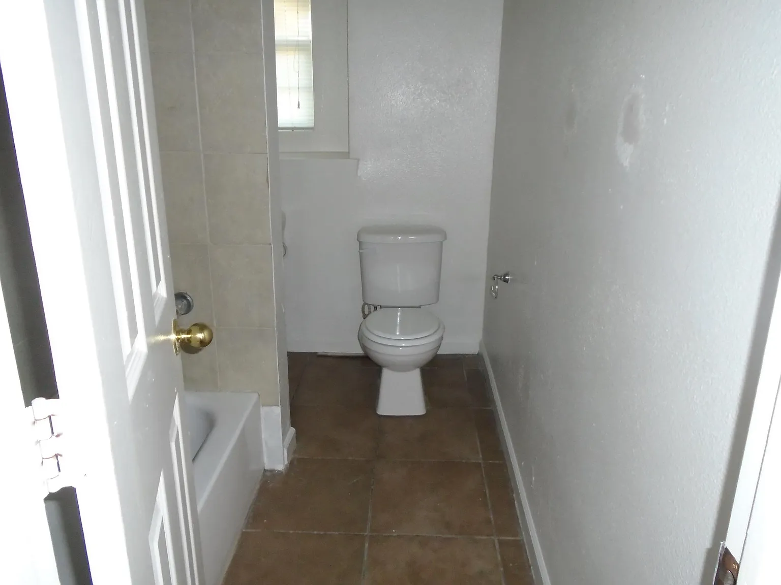 2 bed, 840 sqft, $1,050 — Photo 4