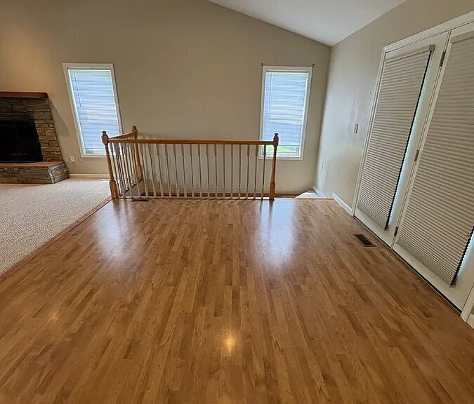 292 Oak Meadow Dr — Photo 5
