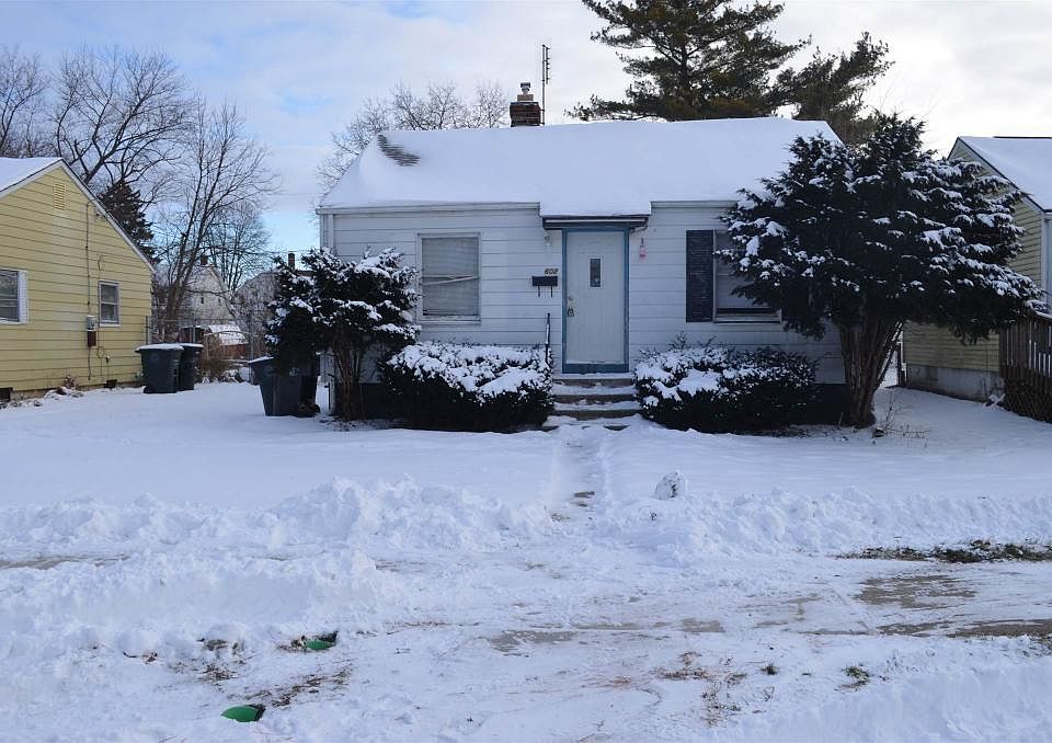 1st image of 602 S Kenmore St