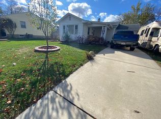 5 6th Dr, Decatur, IL 62521