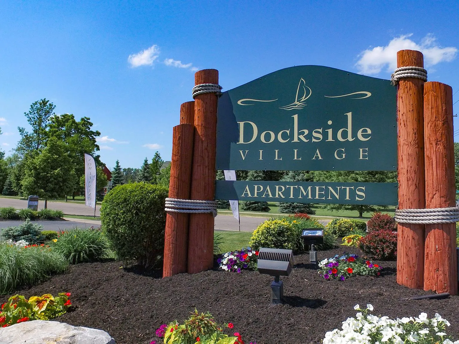 Dockside Village Apartments — Photo 1
