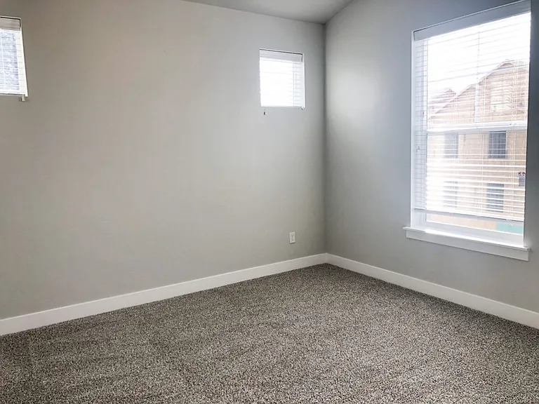 4216 W McKellen Dr #102 — Photo 10