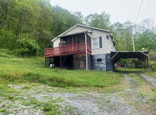 116 Scruggs St, Coal City, WV 25823