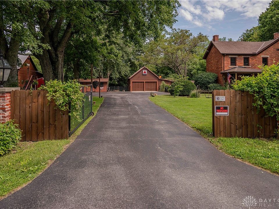 1st image of 967 Brimstone Rd