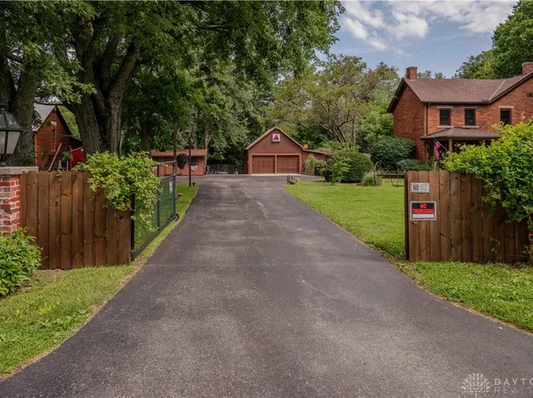 967 Brimstone Rd, Wilmington, OH 45177
