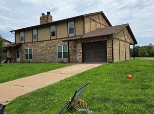 316-318-318 Campus Dr, Belleville, IL 62221