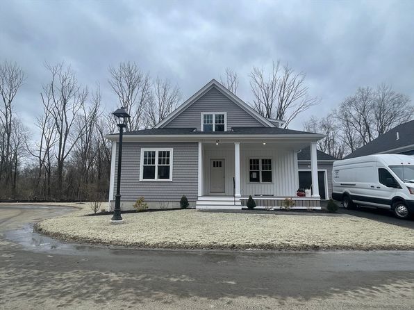 15 Coach Rd, Easton, MA 02375