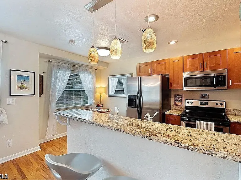 424 Wiltshire Rd — Photo 10