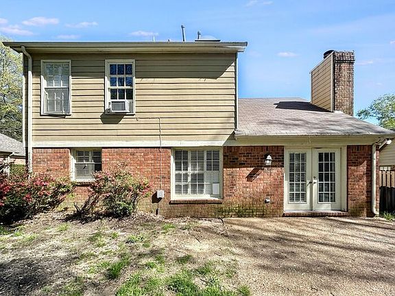 2nd image of 1474 Wood Trail Cir