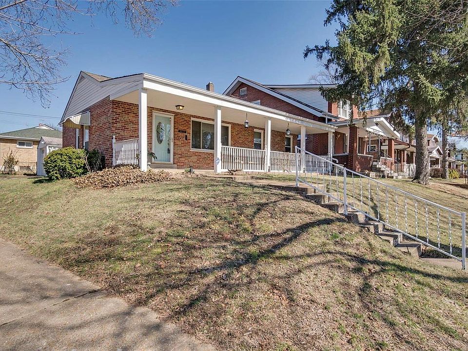 1st image of 3697 Bellerive Blvd