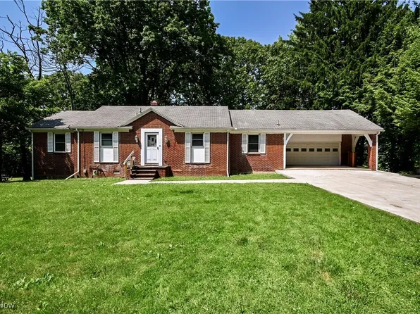 1643 13th St SW, Akron, OH 44314