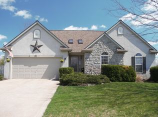 51 Bluegrass Rd, Pataskala, OH 43062