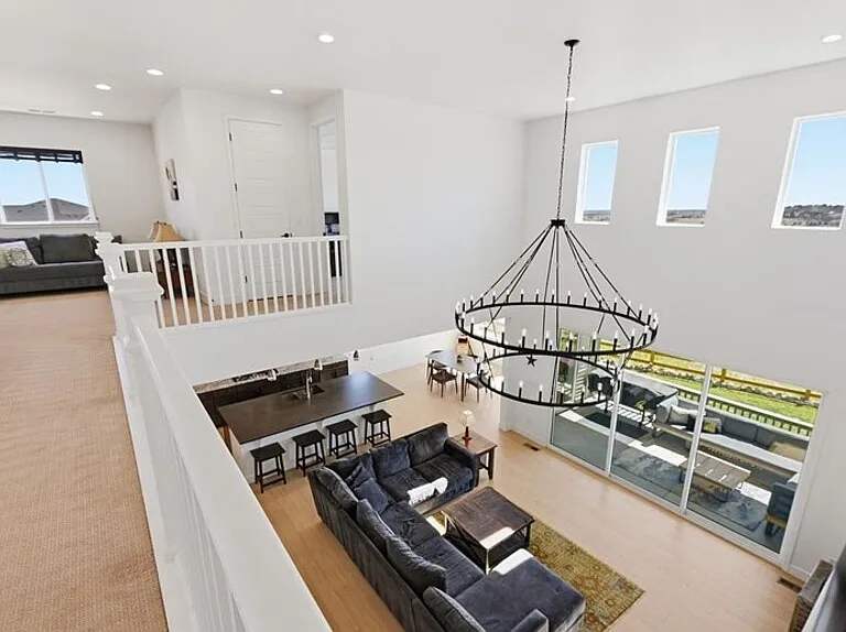 6358 Rockingham Ct — Photo 8