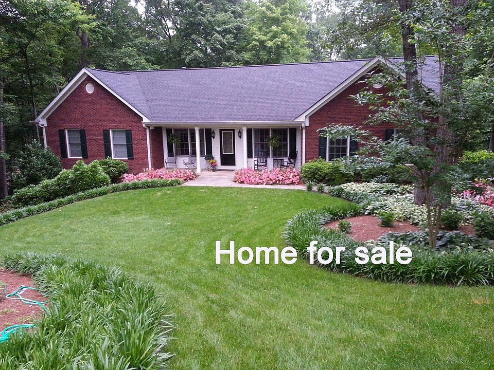 2nd image of 2882 S Arbor Dr