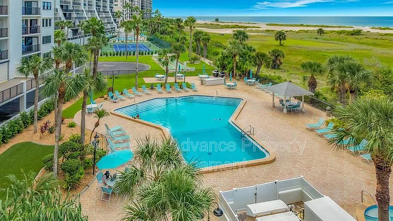 1230 Gulf Blvd #2007