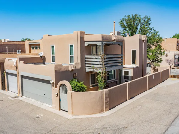 844 SE Cir NW, Albuquerque, NM 87104