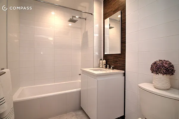 Rented by Compass | media 49