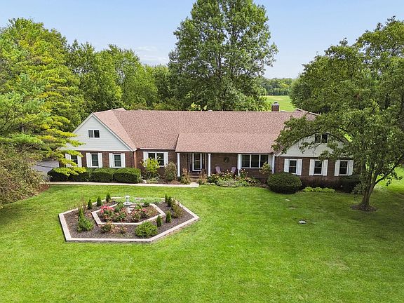 2nd image of 4420 Elliott Rd
