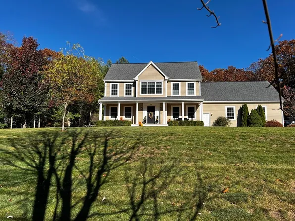 37 Olde Carriage Ln, Douglas, MA 01516