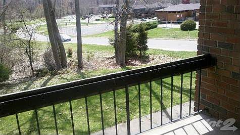 Deck to relax on & watch pool