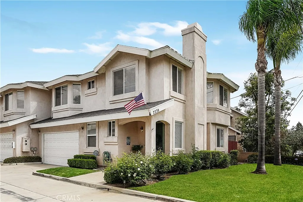 3 bed, 2.5 bath, 1766 sqft, $5,500 — Photo 1