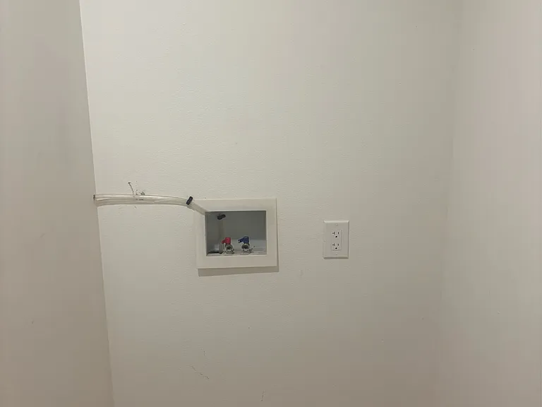 2317 Olive Ave — Photo 8