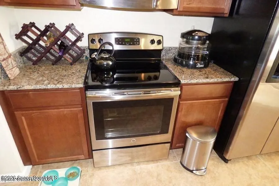 3 bed, 2.0 bath, 1529 sqft, $2,000 — Photo 3