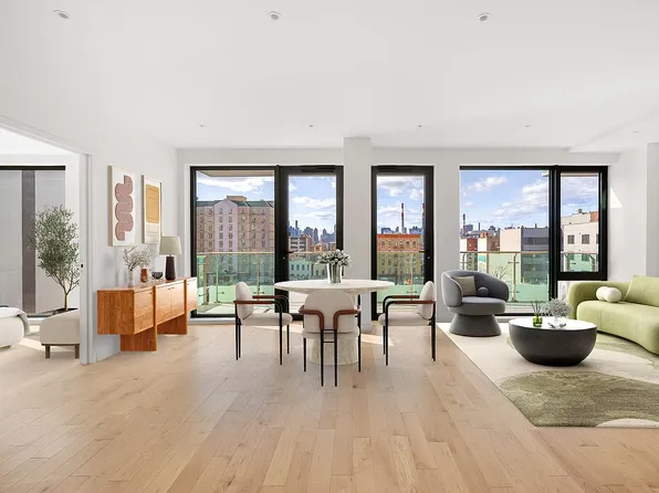 40-21 27th St #5W, Long Island City, NY 11101