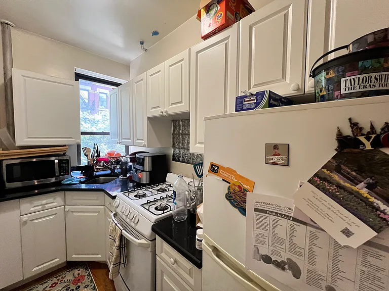 446 E 78th St #9 — Photo 2